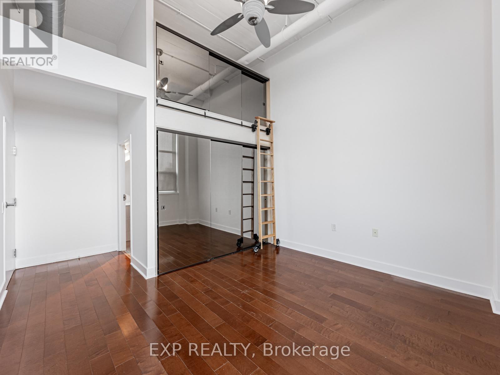 411 - 1001 Roselawn Avenue, Toronto, Ontario  M6B 4M4 - Photo 18 - W12553946