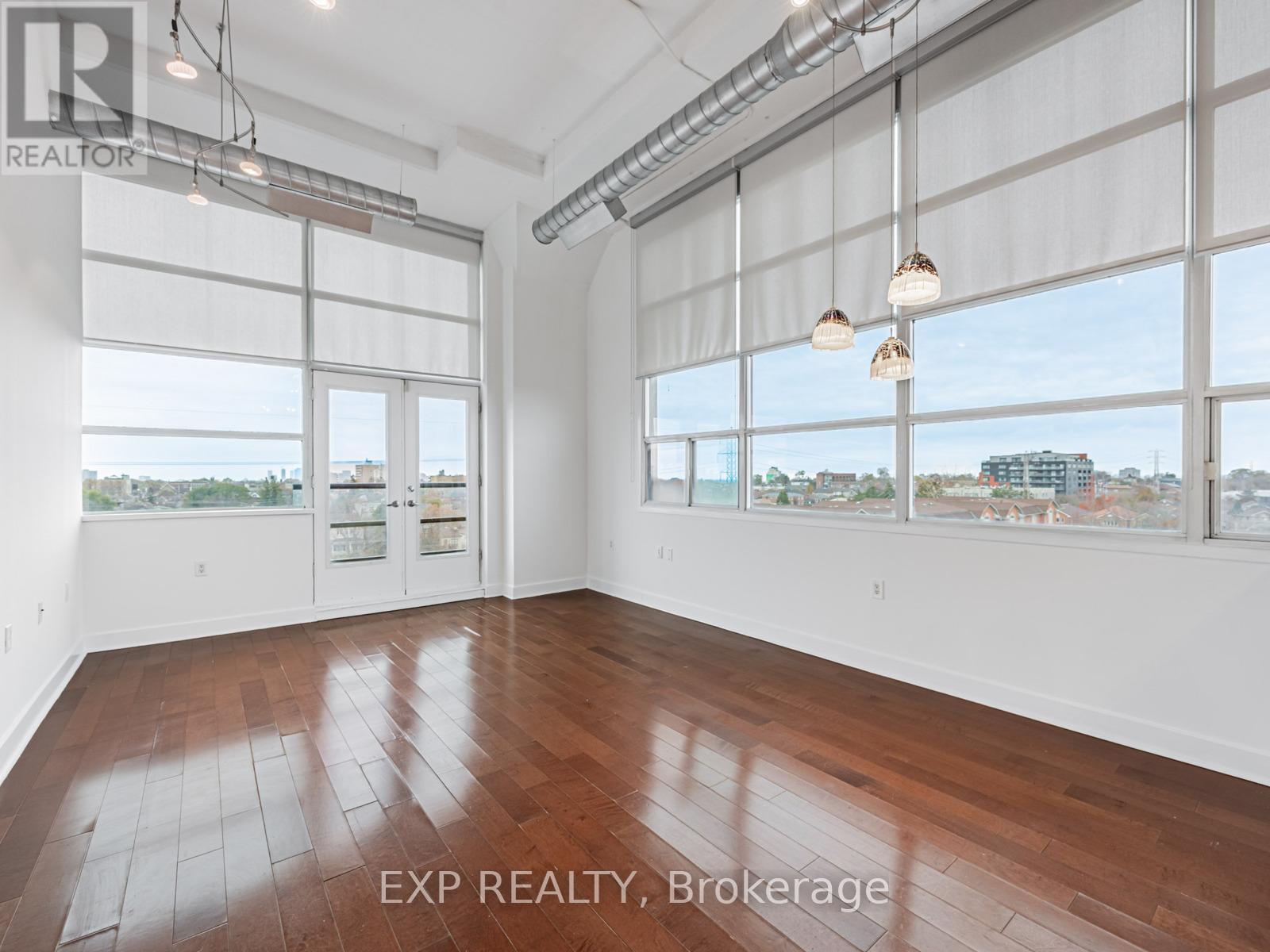 411 - 1001 Roselawn Avenue, Toronto, Ontario  M6B 4M4 - Photo 9 - W12553946