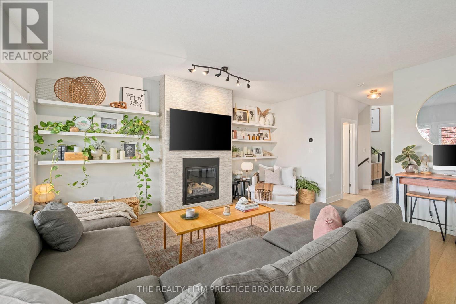 1451 Riverbend Road, London South, Ontario  N6K 0E7 - Photo 16 - X12554032