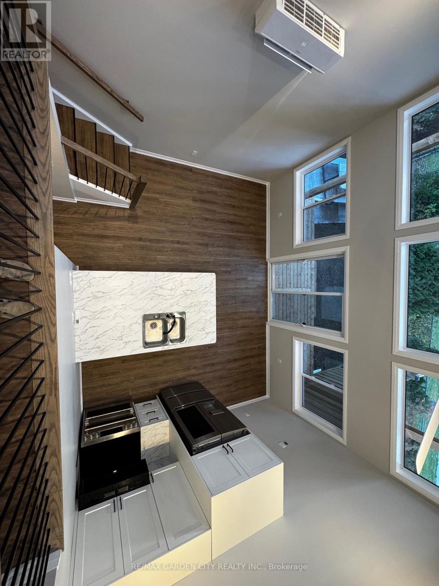 28a Kenworth Drive, St. Catharines, Ontario  L2M 4S2 - Photo 21 - X12529560