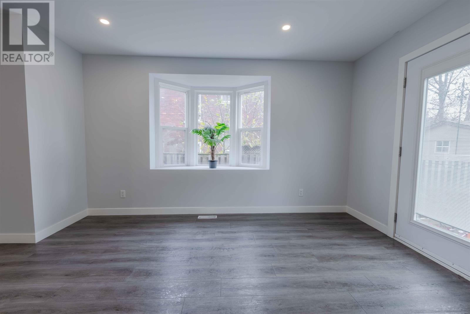 1118 Ridgeway St E, Thunder Bay, Ontario  P7E 5J1 - Photo 13 - TB253431