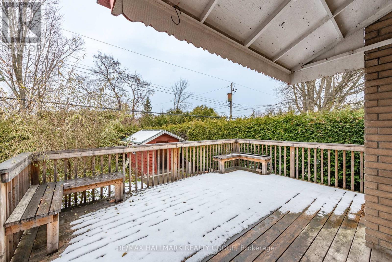 71 Viewmount Drive, Ottawa, Ontario  K2G 3B9 - Photo 46 - X12553956