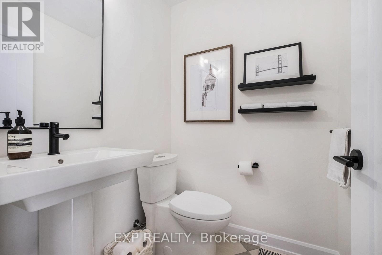 597 Paakanaak Avenue, Ottawa, Ontario  K1X 0H4 - Photo 18 - X12553960