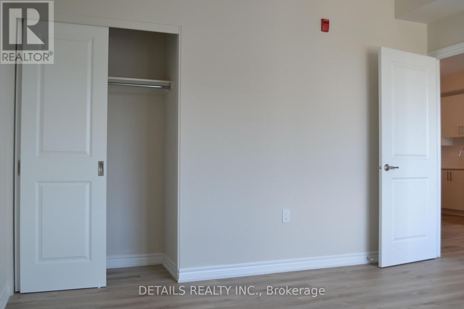 604 - 397 Codd's Road, Ottawa, Ontario  K1K 5C7 - Photo 12 - X12554098