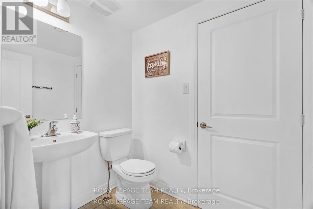 C - 440 Via Verona Avenue, Ottawa, Ontario  K2J 6B3 - Photo 13 - X12554128