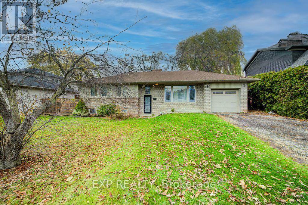 1361 STANBURY ROAD, Oakville, Ontario