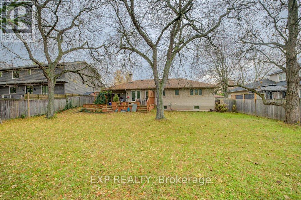 1361 Stanbury Road, Oakville, Ontario  L6L 2J5 - Photo 22 - W12553968