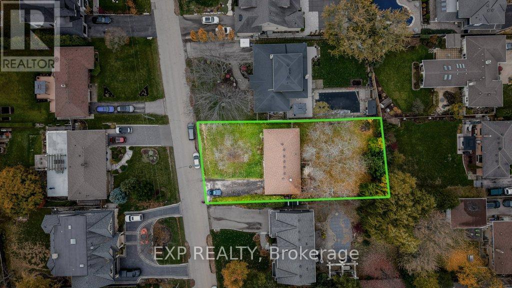 1361 Stanbury Road, Oakville, Ontario  L6L 2J5 - Photo 25 - W12553968