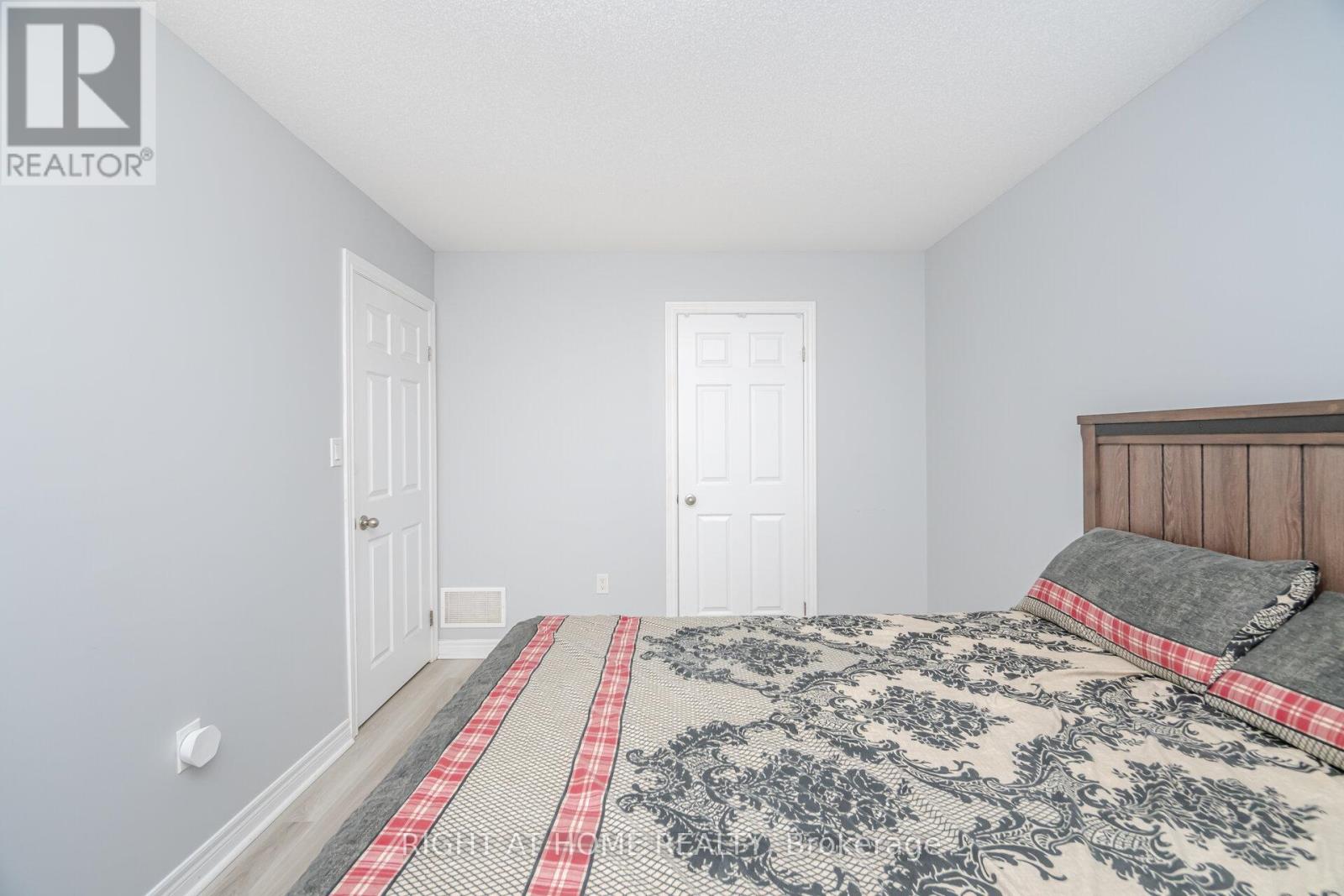 244 Raymond Road, Hamilton, Ontario  L9K 0H5 - Photo 33 - X12553816