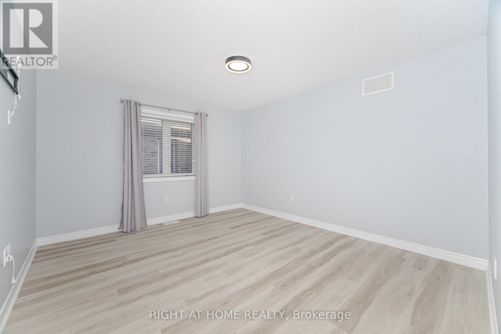 244 Raymond Road, Hamilton, Ontario  L9K 0H5 - Photo 34 - X12553816