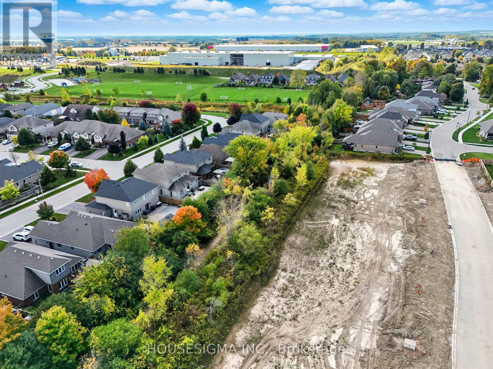 106 Cutting Drive, Centre Wellington, Ontario  N0B 1S0 - Photo 37 - X12553830