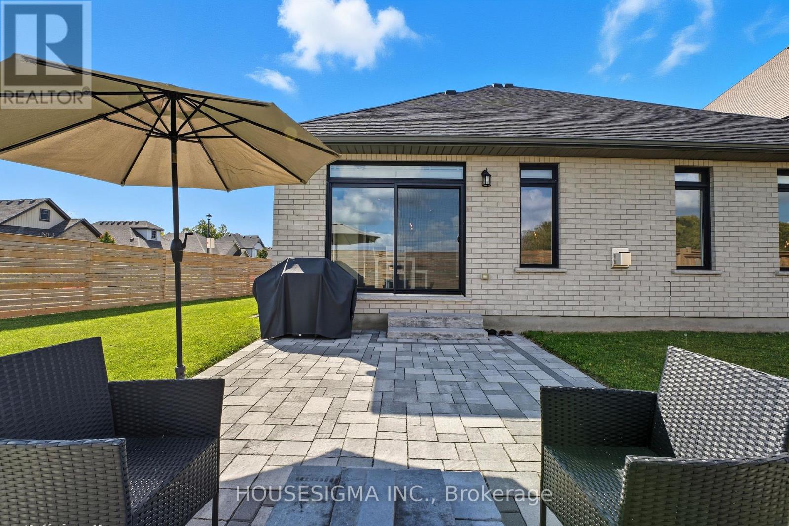 106 Cutting Drive, Centre Wellington, Ontario  N0B 1S0 - Photo 39 - X12553830