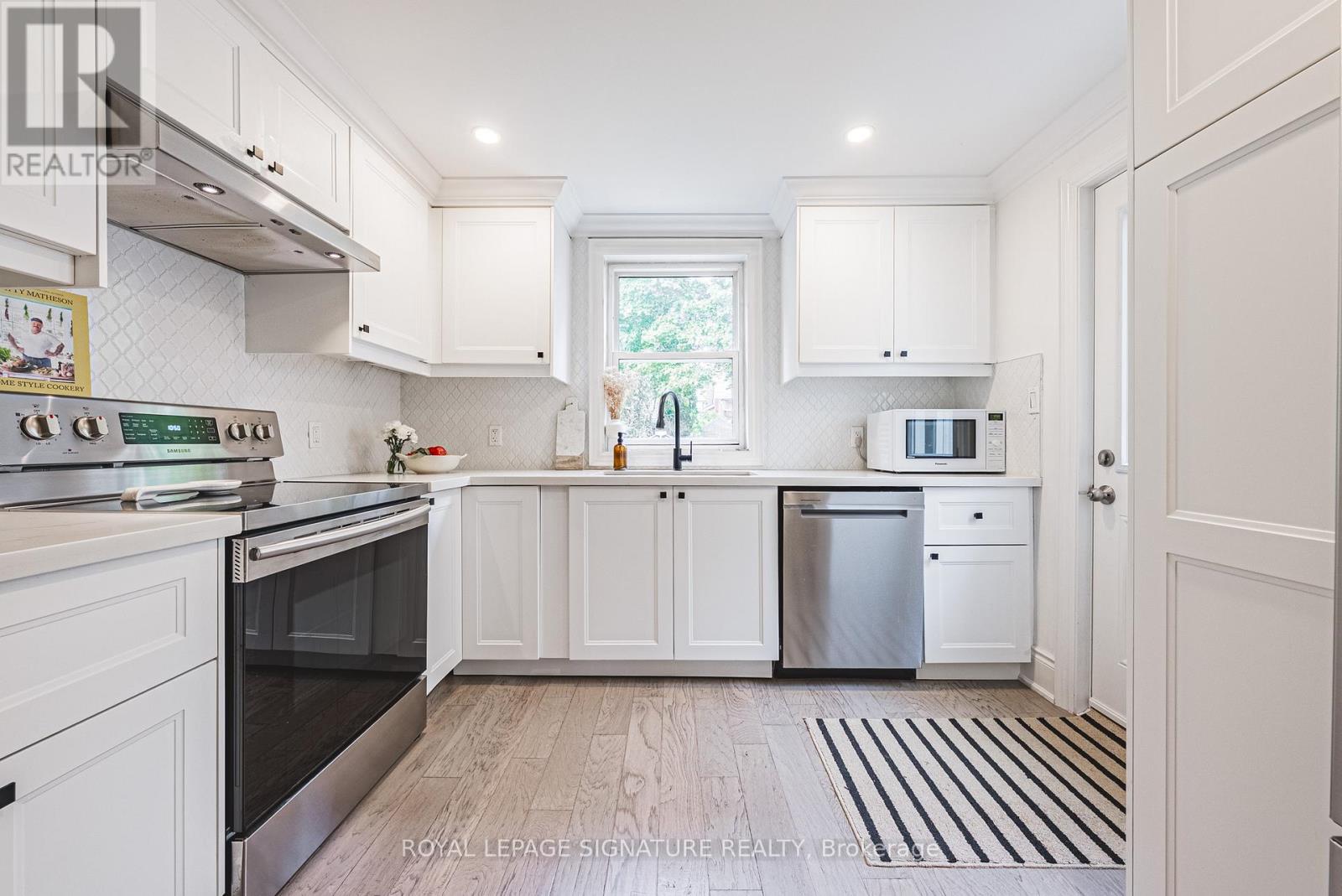 110 Kensington Avenue S, Hamilton, Ontario  L8M 3H3 - Photo 12 - X12553856