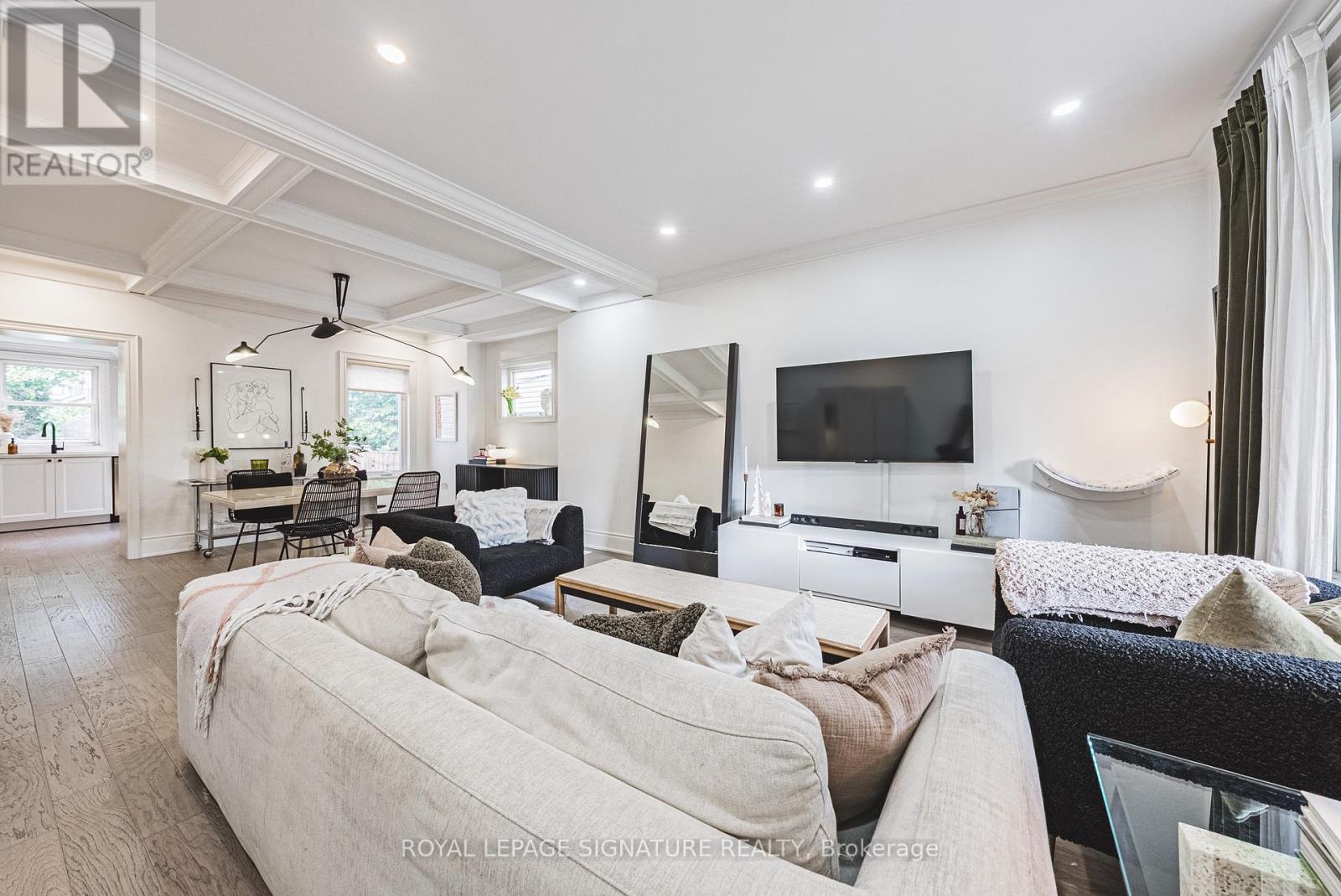 110 Kensington Avenue S, Hamilton, Ontario  L8M 3H3 - Photo 6 - X12553856