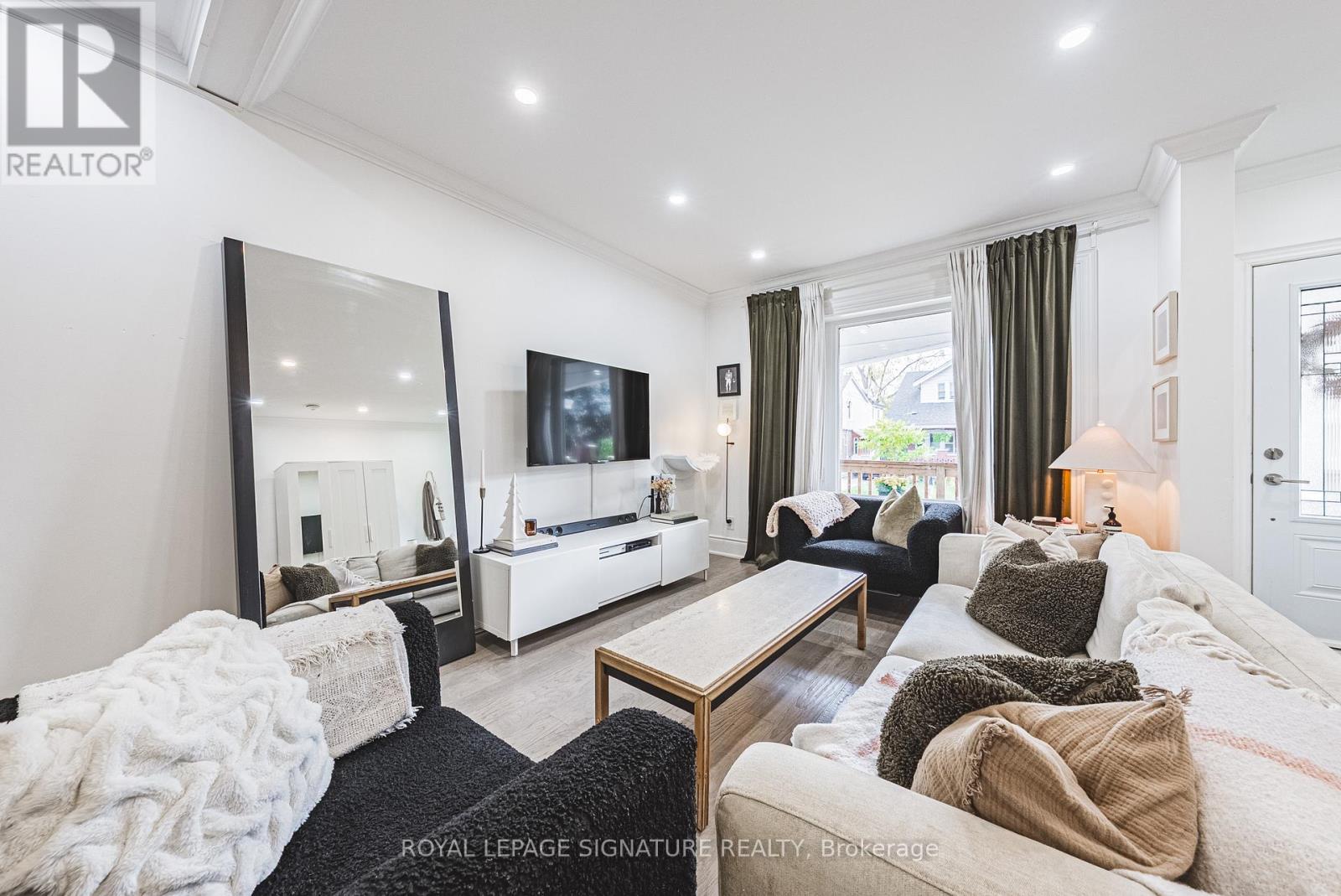 110 Kensington Avenue S, Hamilton, Ontario  L8M 3H3 - Photo 7 - X12553856