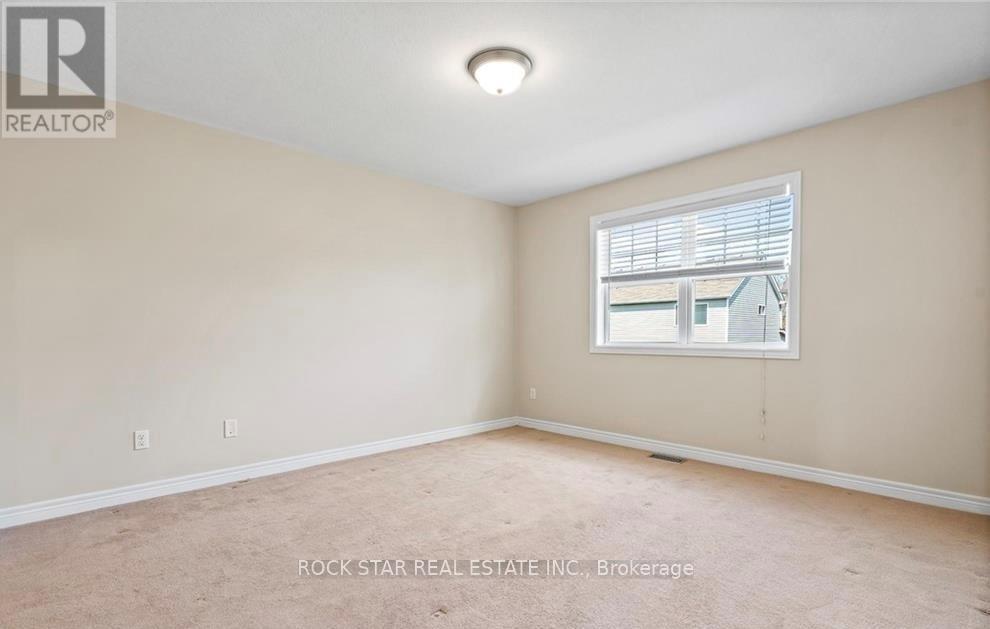 8 Chicory Crescent, St. Catharines, Ontario  L2R 0A5 - Photo 15 - X12553894