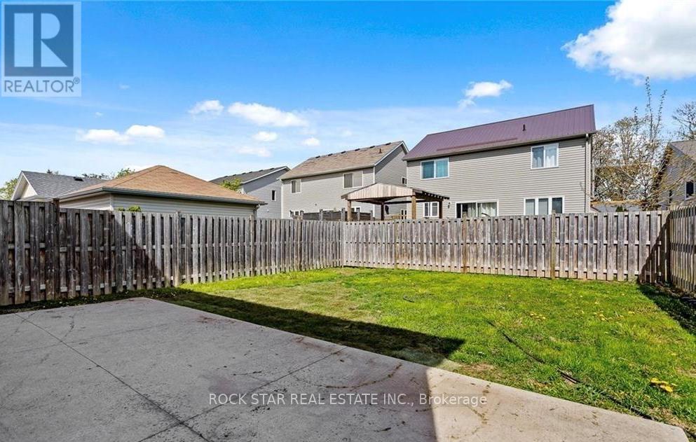 8 Chicory Crescent, St. Catharines, Ontario  L2R 0A5 - Photo 25 - X12553894