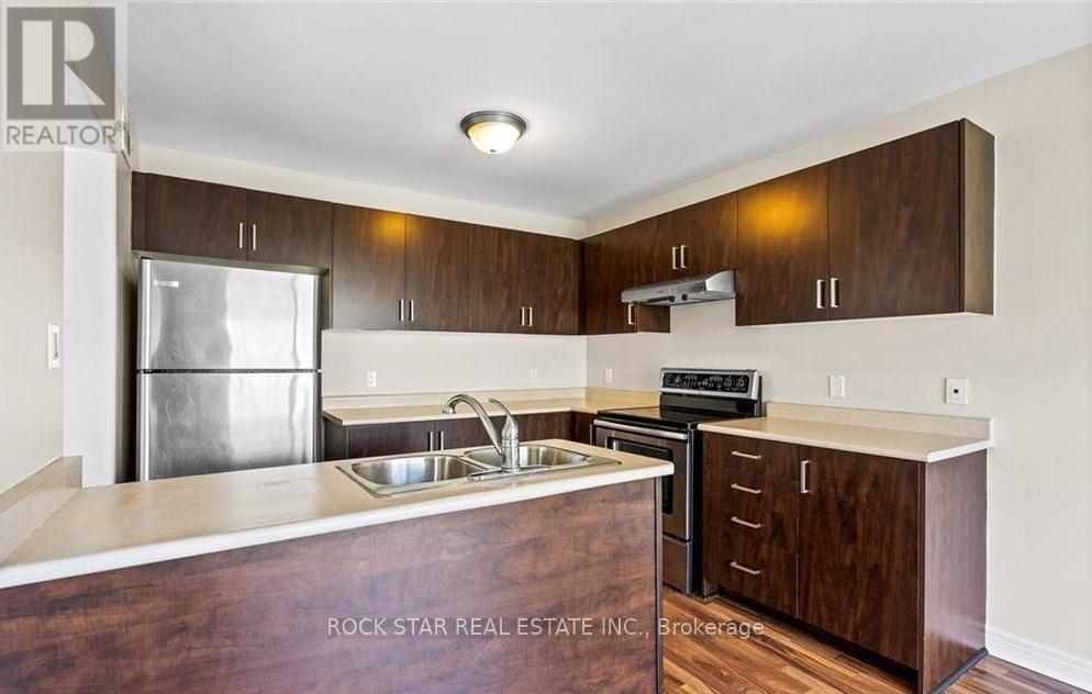 8 Chicory Crescent, St. Catharines, Ontario  L2R 0A5 - Photo 9 - X12553894