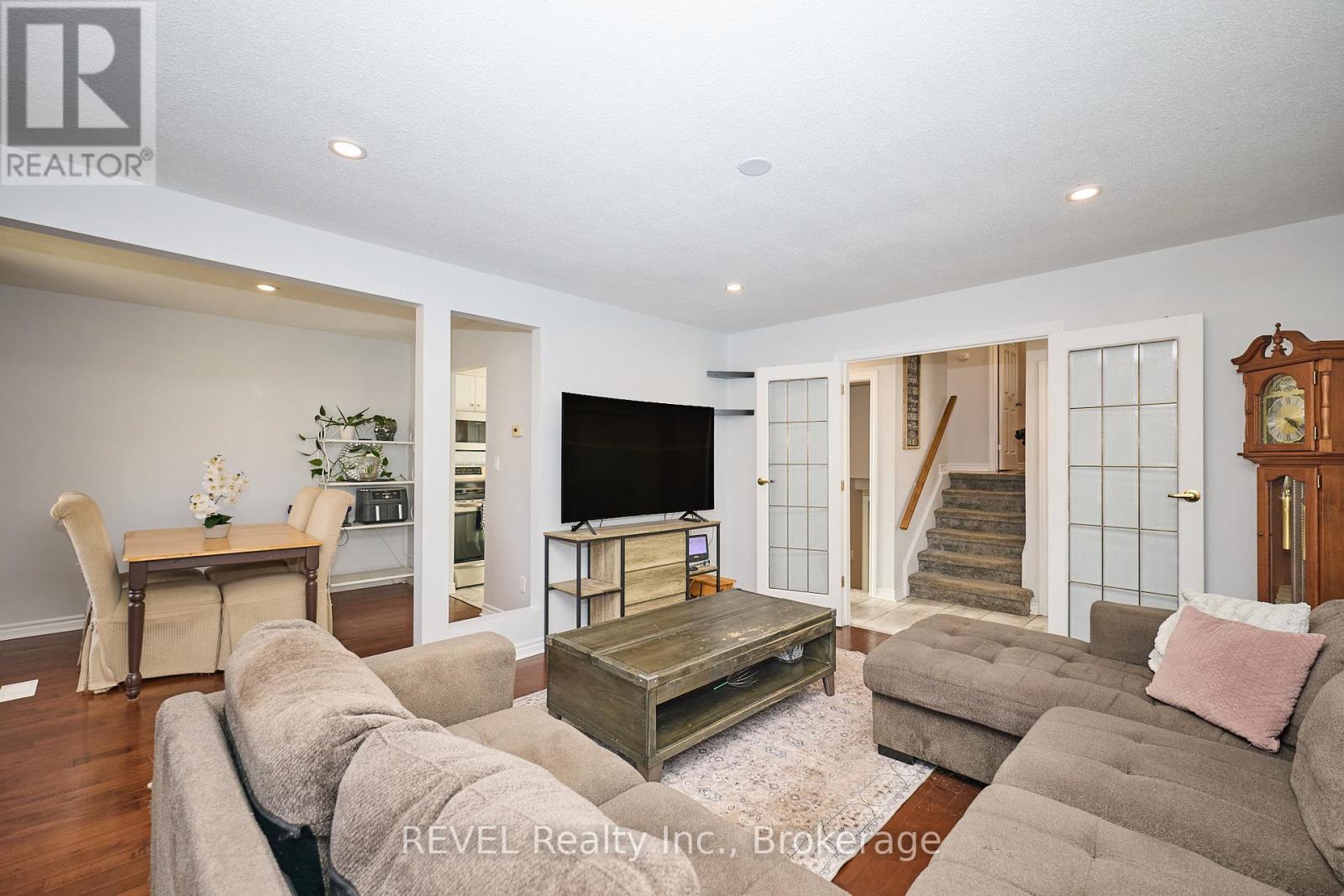 2989 Loyalist Avenue, Niagara Falls, Ontario  L2J 3K8 - Photo 10 - X12553986