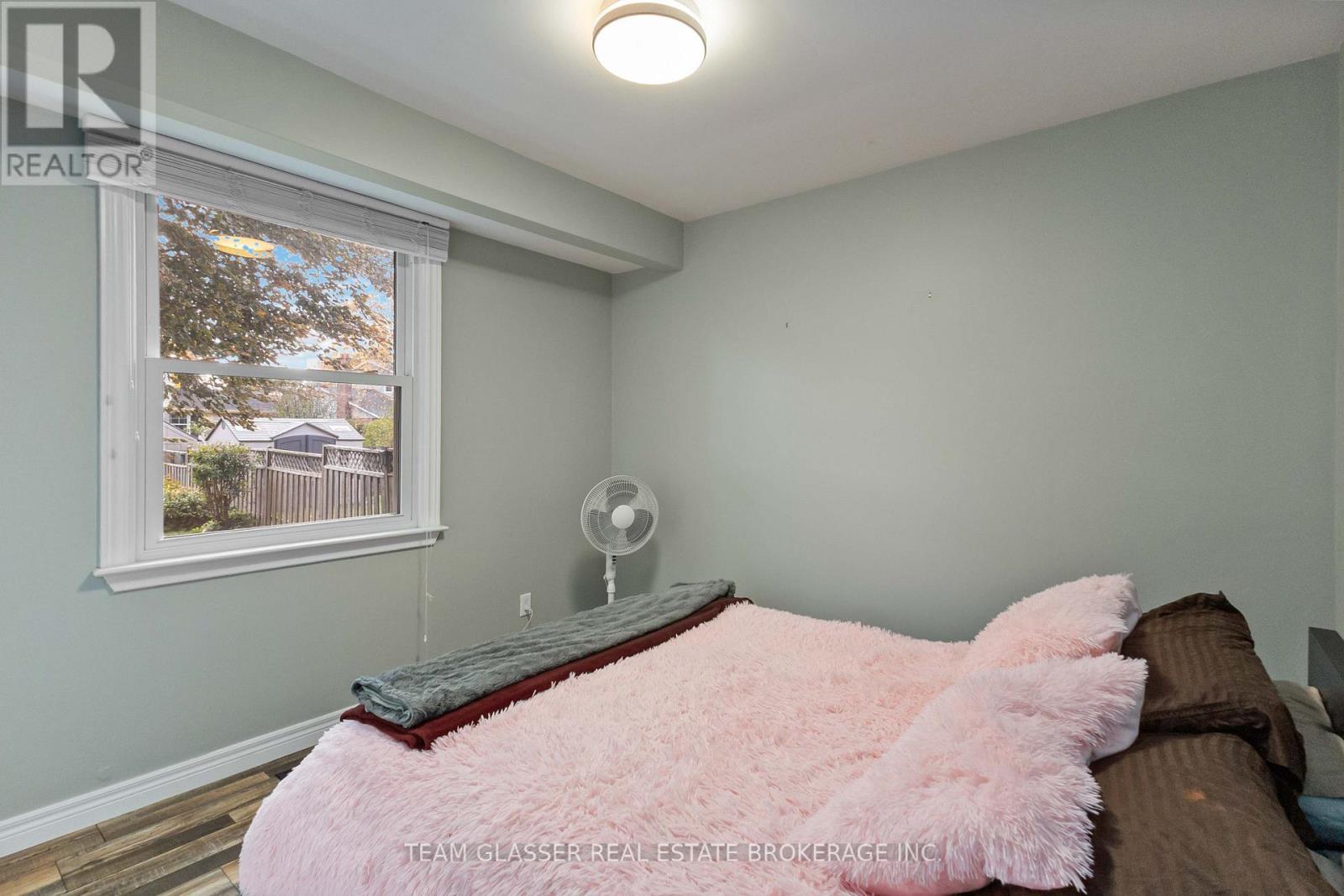 1054 Wembley Road, London North, Ontario  N6H 3X6 - Photo 13 - X12508980