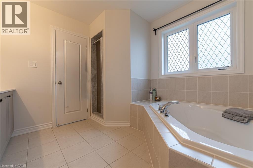 225 Palace Street, Thorold, Ontario  L2V 0N2 - Photo 43 - 40788745