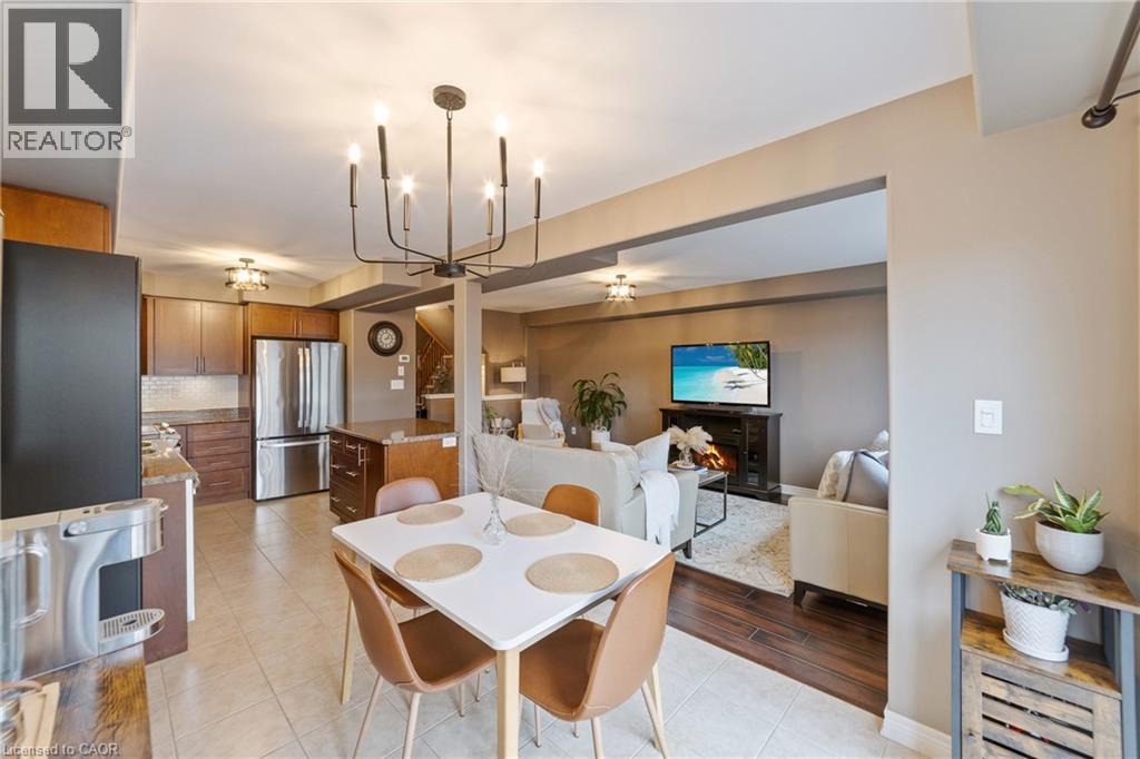 51 Cedar Street, Grimsby, Ontario  L3M 0B7 - Photo 14 - 40788687