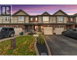 51 Cedar Street Grimsby West (541), Grimsby, Ca