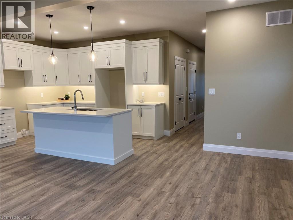 72 Redbud Road, Elmira, Ontario  N3B 0G2 - Photo 6 - 40684519