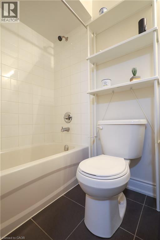 686 Wendy Culbert Crescent, Newmarket, Ontario  L3X 0A4 - Photo 27 - 40779551