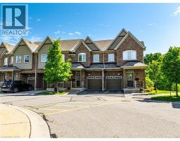 686 WENDY CULBERT Crescent, Newmarket, Ontario