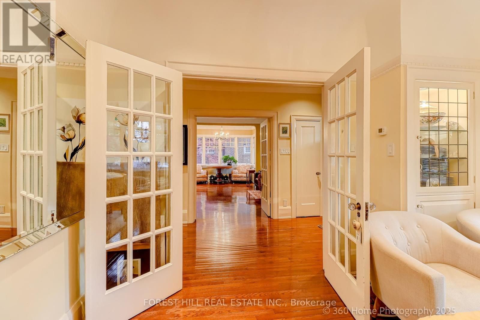 91 Braemore Gardens, Toronto, Ontario  M6G 2C7 - Photo 13 - C12524268