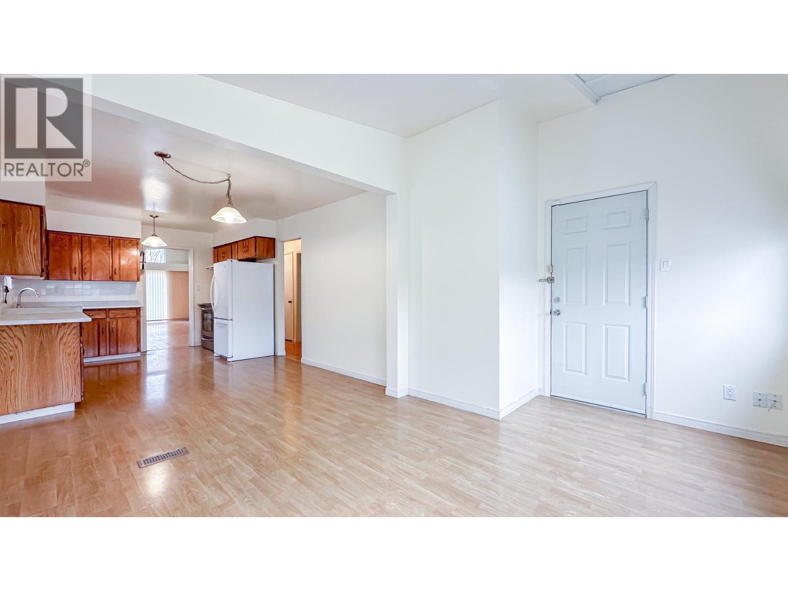 4207 Union Street, Burnaby, British Columbia V5C 2X3 - Photo 25 - R3068224