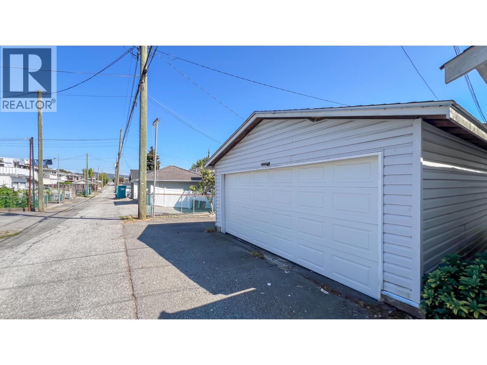 4207 Union Street, Burnaby, British Columbia V5C 2X3 - Photo 39 - R3068224