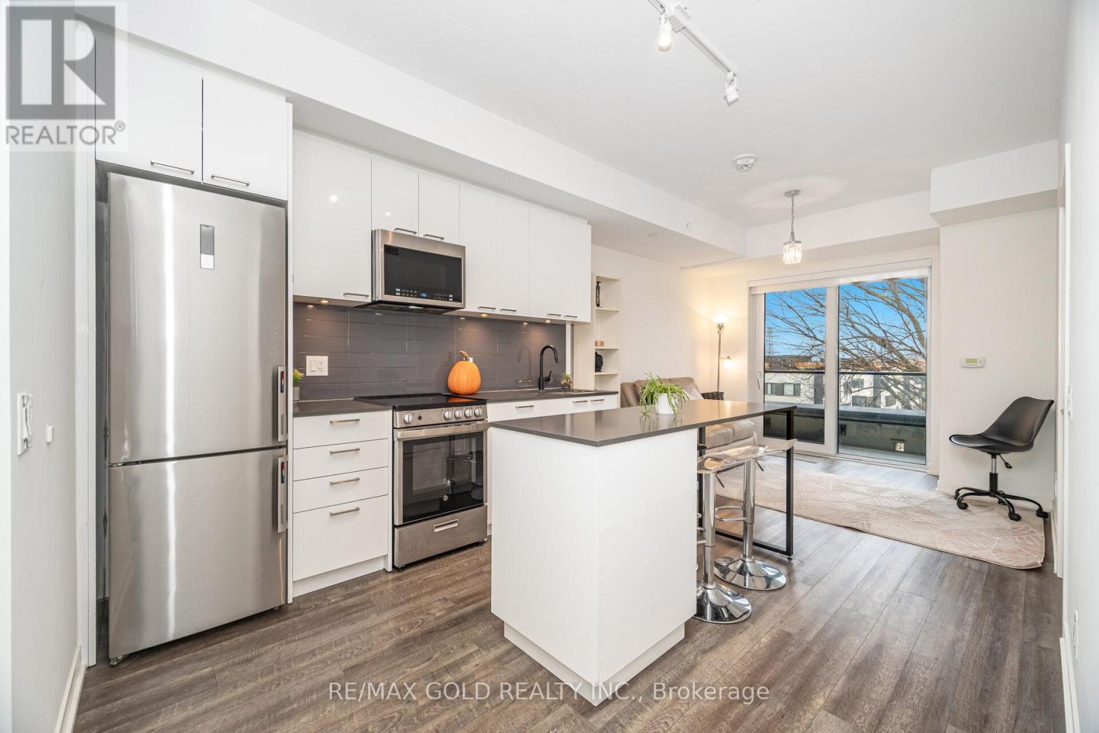 405 - 1808 St.clair Avenue W, Toronto, Ontario  M6N 0C1 - Photo 12 - W12523964