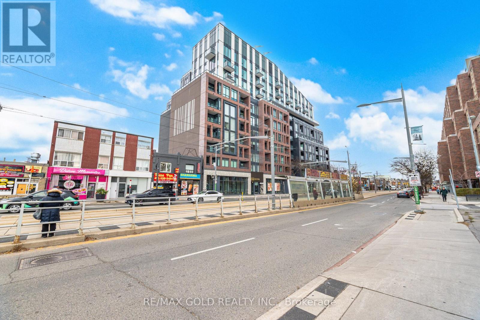 405 - 1808 St.clair Avenue W, Toronto, Ontario  M6N 0C1 - Photo 2 - W12523964