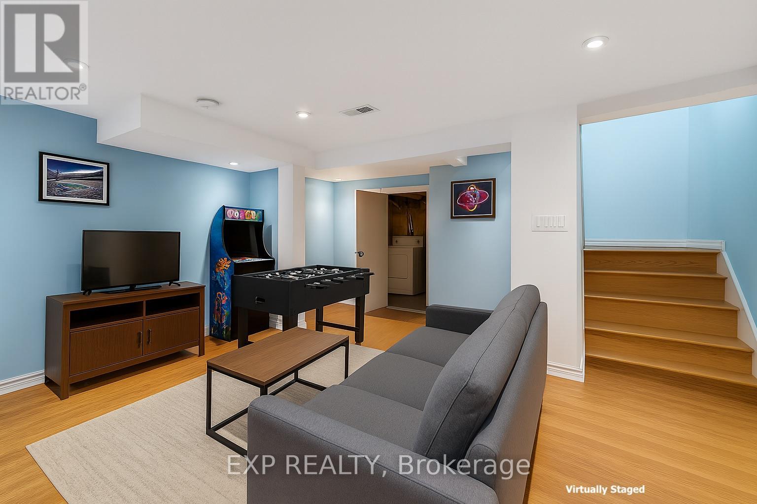 9 Cleveland Place, Hamilton, Ontario  L8J 1M9 - Photo 33 - X12552754