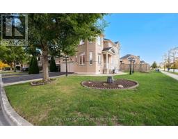 489 VAN KIRK DRIVE, Brampton, Ontario