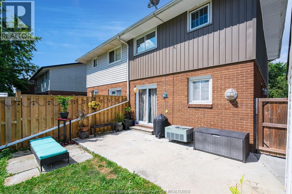 3054 Coram, Windsor, Ontario  N8R 1P3 - Photo 32 - 25029052