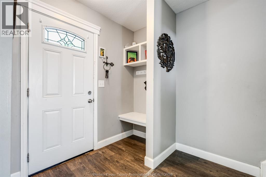 3054 Coram, Windsor, Ontario  N8R 1P3 - Photo 4 - 25029052