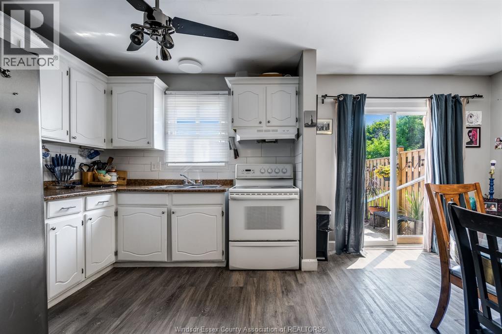 3054 Coram, Windsor, Ontario  N8R 1P3 - Photo 8 - 25029052