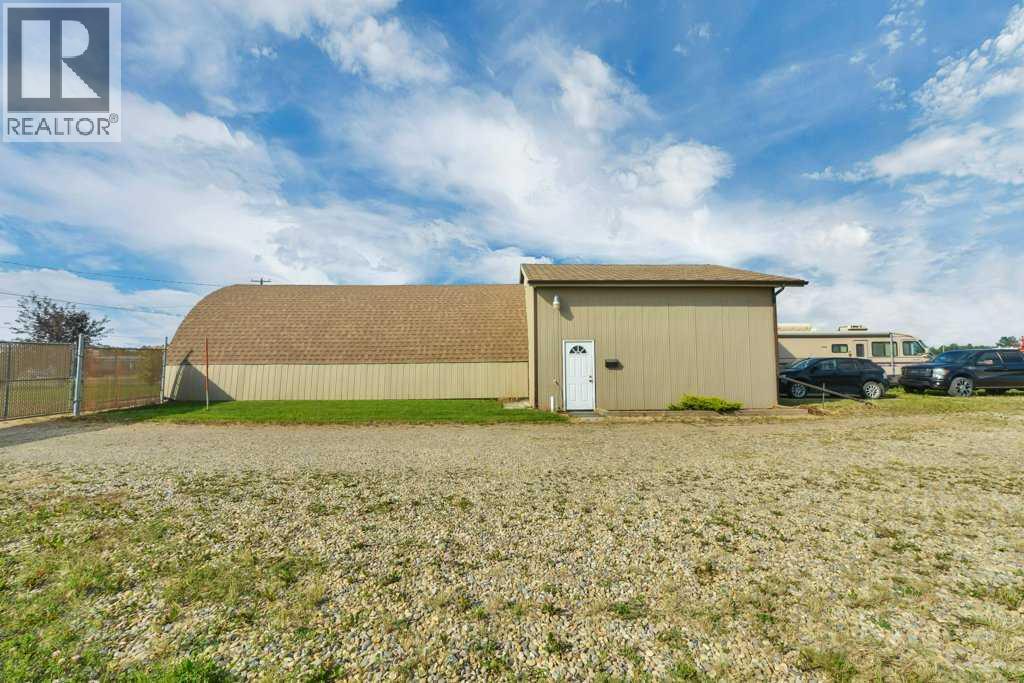 7 Industrial Drive, Sylvan Lake, Alberta  T4S 1P4 - Photo 9 - A2248873