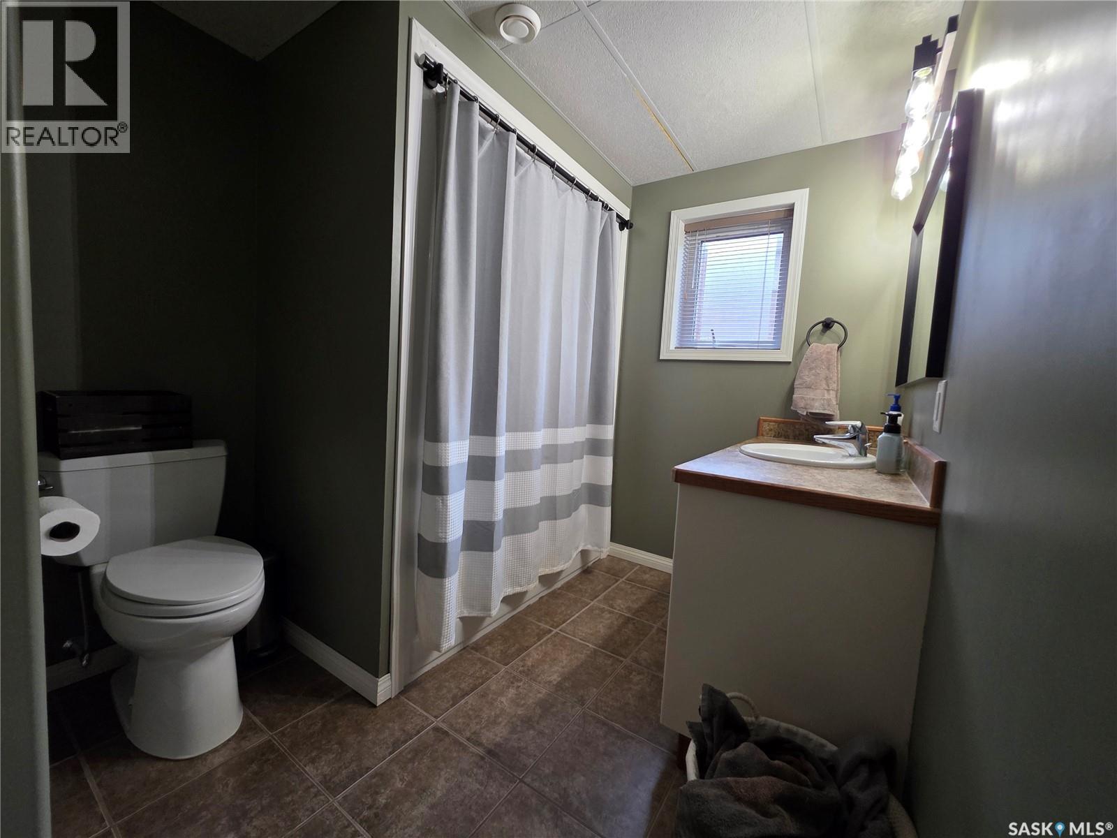 606 Battleford Trail, Swift Current, Saskatchewan  S9H 5C6 - Photo 28 - SK024207