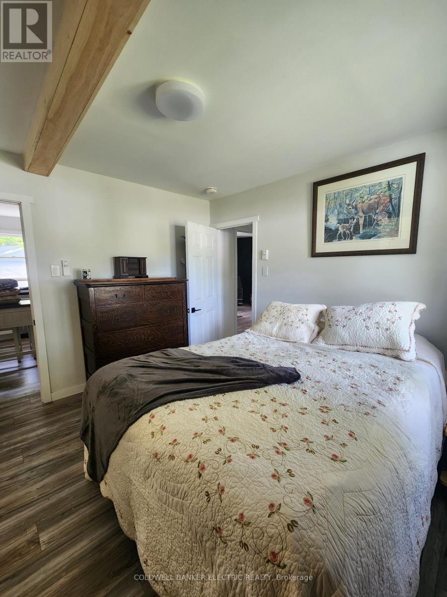 48 Hargrave Road, Kawartha Lakes, Ontario  K0M 2B0 - Photo 13 - X12418408