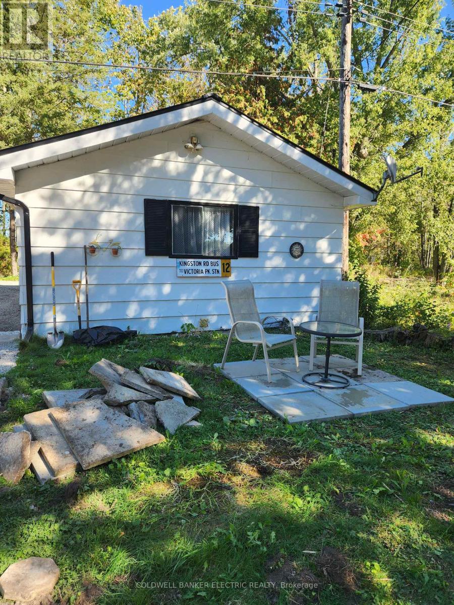 48 Hargrave Road, Kawartha Lakes, Ontario  K0M 2B0 - Photo 2 - X12418408