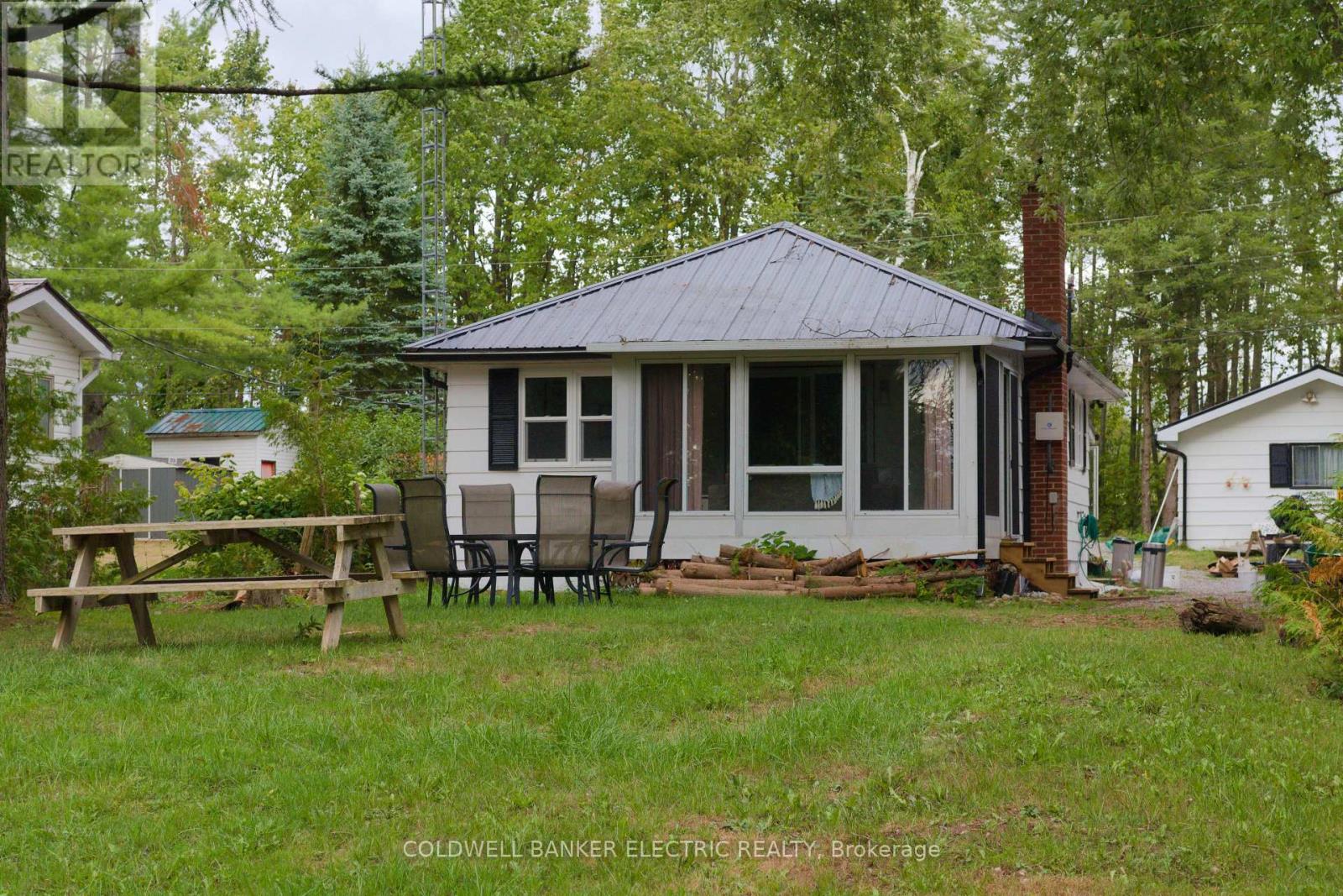 48 Hargrave Road, Kawartha Lakes, Ontario  K0M 2B0 - Photo 22 - X12418408