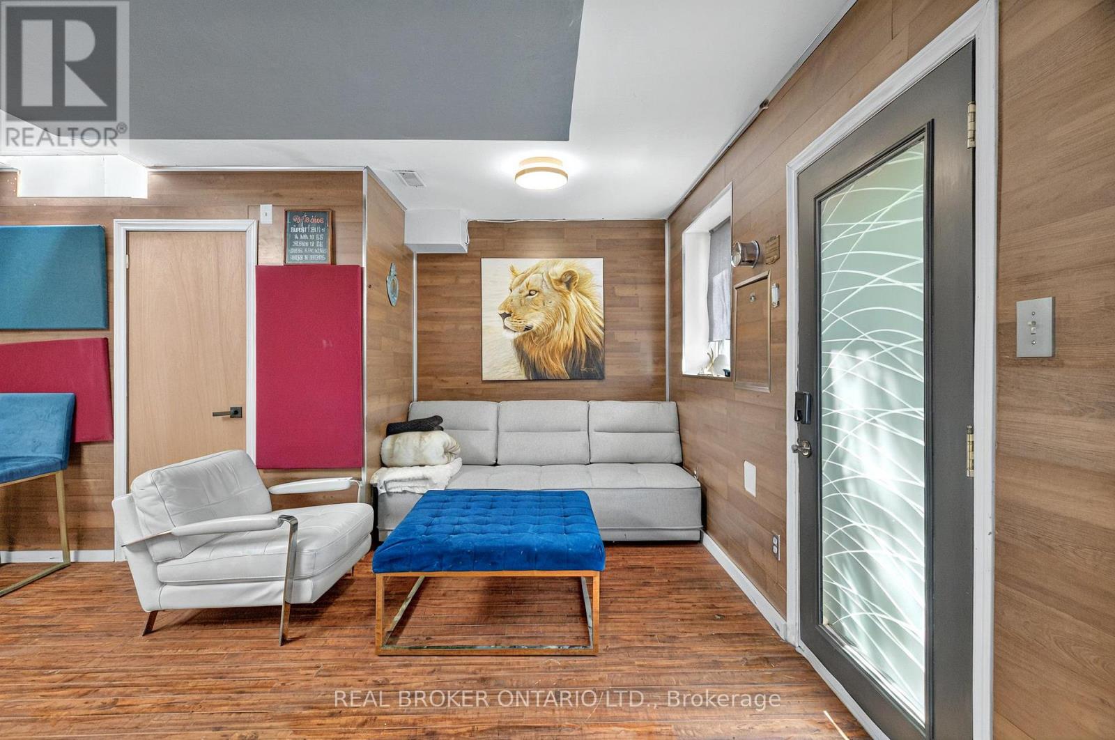 143 Parkmount Road, Toronto, Ontario  M4J 4V3 - Photo 38 - E12526238