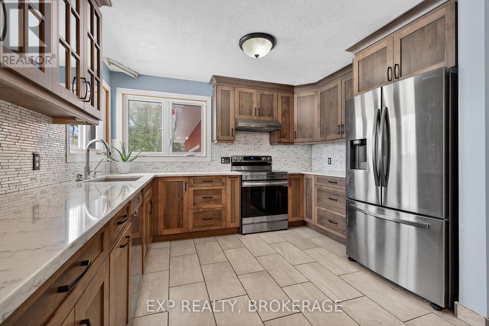 5578 Highway 38, Frontenac, Ontario  K0H 1V0 - Photo 4 - X12553776