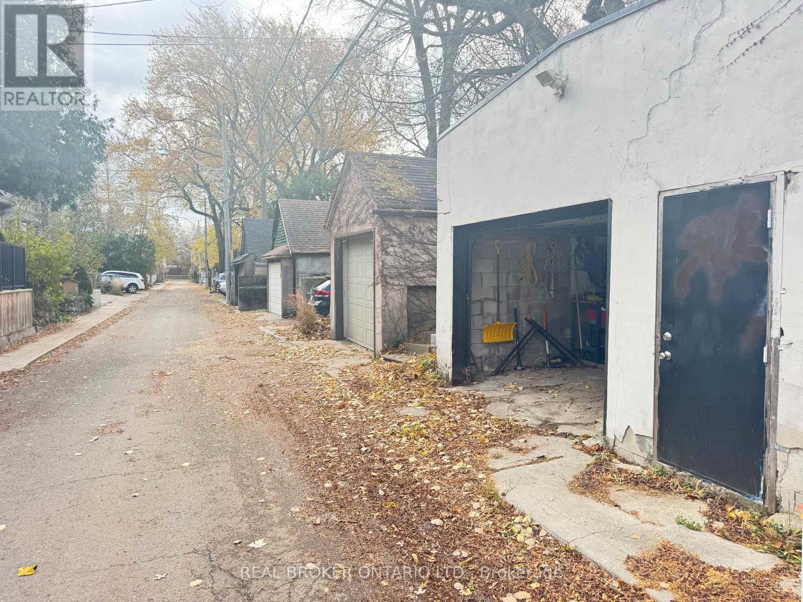 143 Parkmount Road, Toronto, Ontario  M4J 4V3 - Photo 45 - E12526238