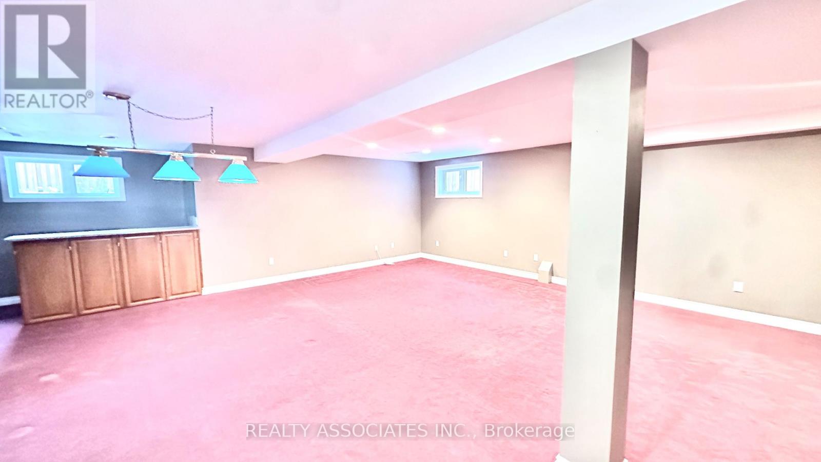 1076 Broughton Lane, Newmarket, Ontario L3X 2L6 - Photo 9 - N12551376