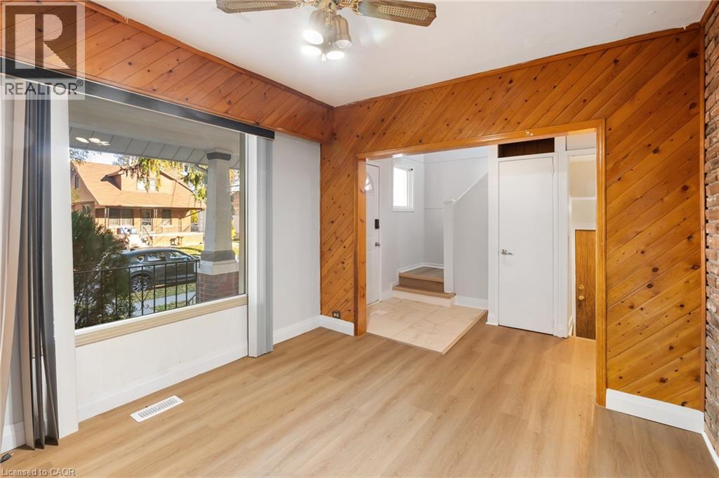 467 Grove Avenue, Windsor, Ontario  N9A 6G3 - Photo 8 - 40789001